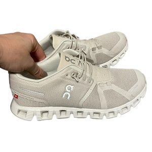 Cloud 5 sneakers